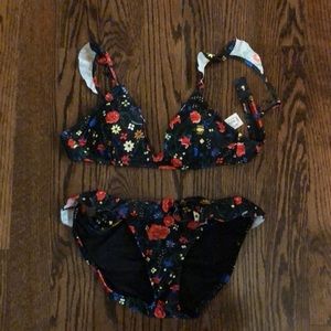 Jcrew small ruffled swim set
